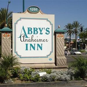Abby'S Anaheimer Inn - Across Disneyland Park